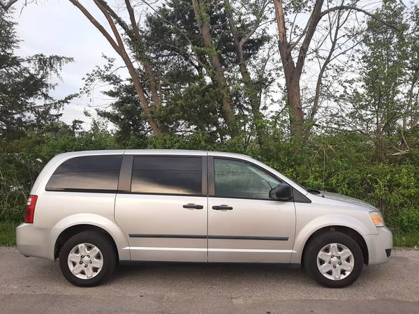 2008 Dodge Grand Caravan - - by dealer - vehicle for sale in Fulton, MO – photo 5
