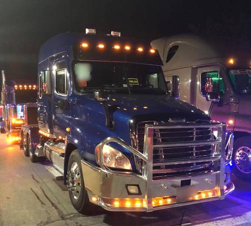 2016 Freightliner Cascadia Midroof Single Bunk/ Detroit DD13 - cars... for sale in Zion, IL – photo 12