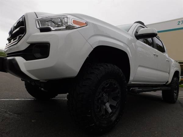2017 TOYOTA TACOMA DOUBLE CAB / V6 4X4 / BLACK RHINO's / NEW LIFT -... for sale in Portland, OR – photo 9