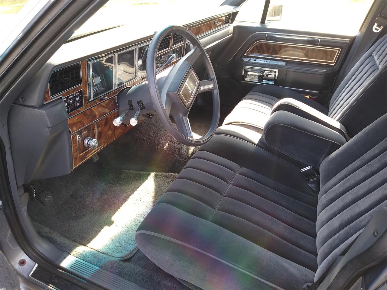 1984 Lincoln Town Car for sale in Norway, MI – photo 11