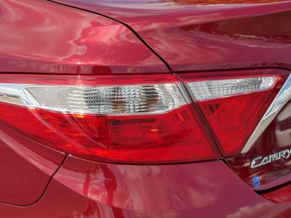 2017 Toyota Camry Hybrid XLE for sale in Inver Grove Heights, MN – photo 13