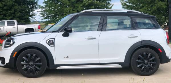 2019 Mini Cooper Countryman - cars & trucks - by owner - vehicle... for sale in Roberts, MN – photo 2
