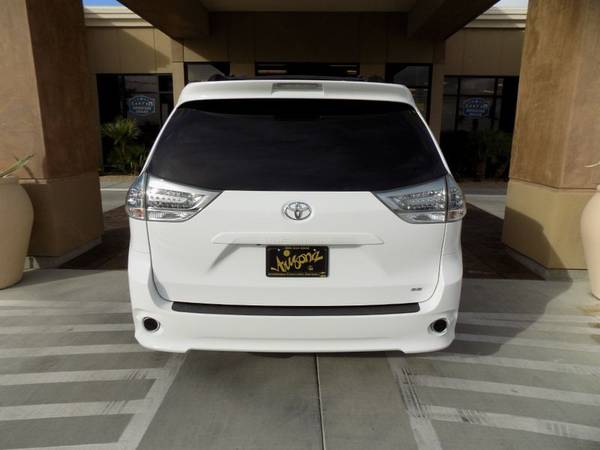 2017 *Toyota* *Sienna* *SE* Premium - cars & trucks - by dealer -... for sale in Bullhead City, AZ – photo 5