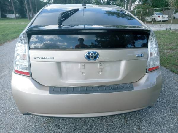 2011 Toyota Prius Hybrid lll - cars & trucks - by dealer - vehicle... for sale in Clearwater, FL – photo 5