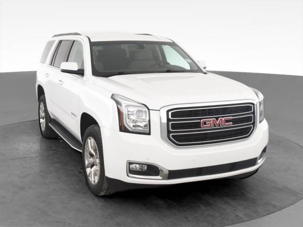 2017 GMC Yukon SLE Sport Utility 4D suv White - FINANCE ONLINE -... for sale in Arlington, District Of Columbia – photo 16