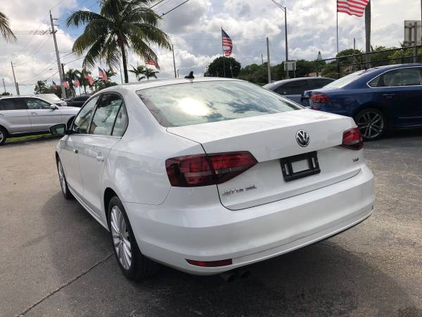 2016 VOLKSWAGEN JETTA COMFORT 4D LOW MILES 8499 (CALL DAVID) - cars for sale in Fort Lauderdale, FL – photo 9