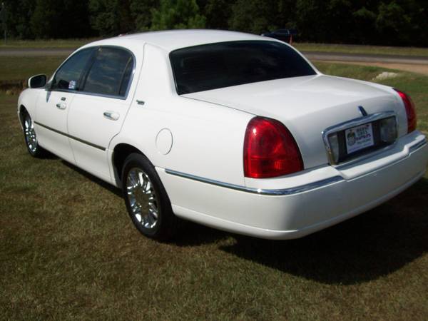 2008 Lincoln Town Car Signature Limited for sale in Raymond, MS – photo 19