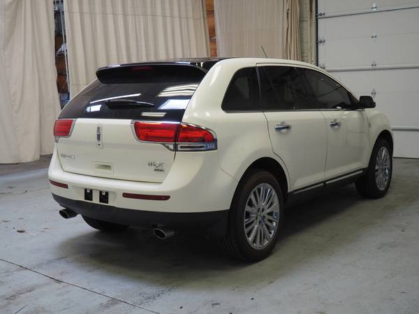 2013 Lincoln MKX Station Wagon - - by dealer - vehicle for sale in Charleroi, PA – photo 6