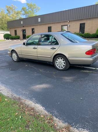1999 Mercedes Benz E320 - - by dealer - vehicle for sale in Charleston Afb, SC – photo 3