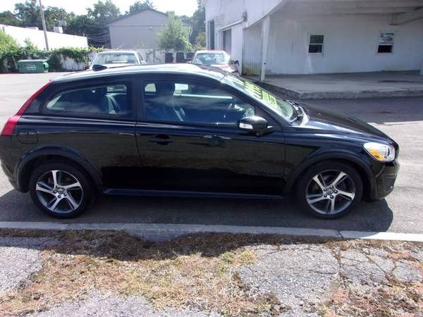 2013 VOLVO C30 T5 FWD - cars & trucks - by dealer - vehicle... for sale in Vestal, NY – photo 4
