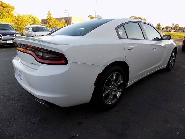 2016 DODGE CHARGER SXT AWD ~ EZ 60 SECOND CREDIT APPROVAL! for sale in Crystal, MN – photo 5