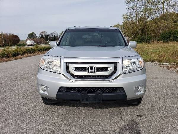 2009 Honda Pilot Touring - cars & trucks - by dealer - vehicle... for sale in Georgetown, KY – photo 2