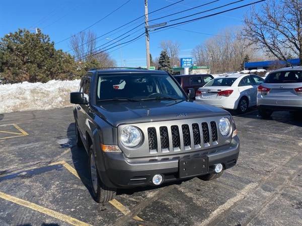 2013 Jeep Patriot Latitude 4WD - - by dealer - vehicle for sale in Kenosha, WI – photo 2