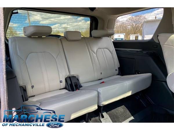 2018 Ford Expedition Platinum 4x4 4dr SUV - SUV - - by for sale in Mechanicville, VT – photo 16