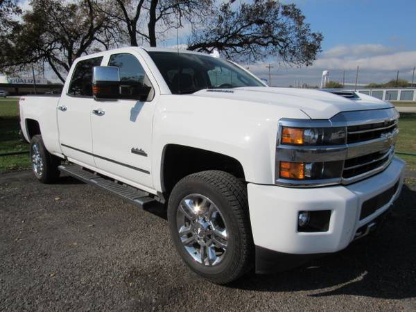 2019 Chevrolet 2500 High Country 4X4 - 1 Owner, 13,000 Miles, 6.6L -... for sale in Waco, TX – photo 4