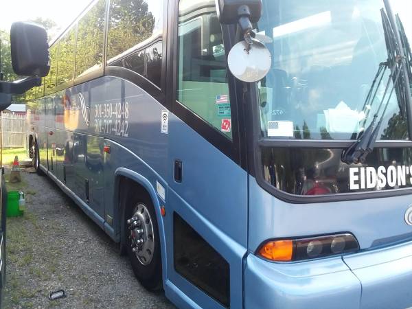 Charter Bus 1999 MCI EL3 Bus - cars & trucks - by owner - vehicle... for sale in Accokeek, MD – photo 2