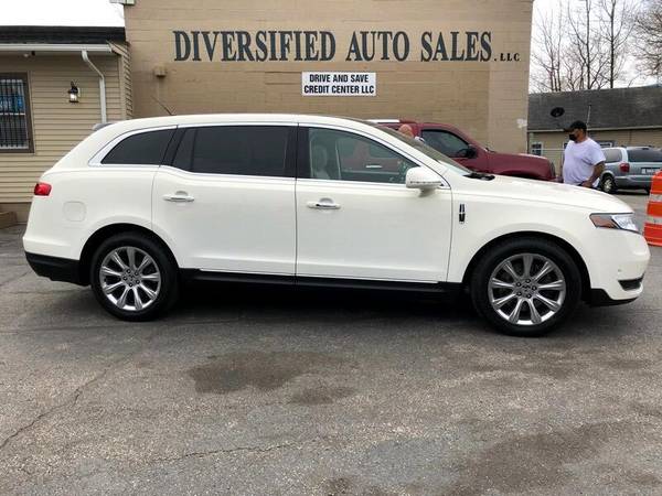 2013 Lincoln MKT 3 5L with EcoBoost AWD CALL OR TEXT TODAY! - cars & for sale in Cleveland, OH – photo 4