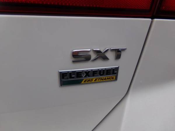 2012 Dodge Journey FWD 4dr SXT - cars & trucks - by dealer - vehicle... for sale in KANSAS CITY, KS – photo 9