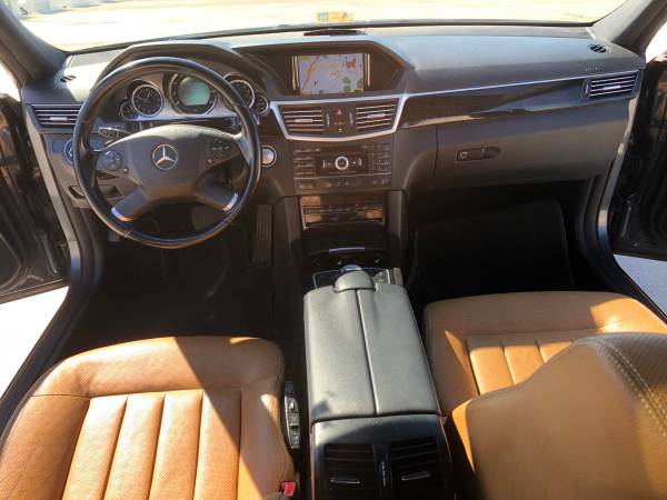 2010 MERCEDES E550 SEDAN NAVIGATION PANORAMIC ROOF DVD BLUETOOTH 168k for sale in Laurel, District Of Columbia – photo 2