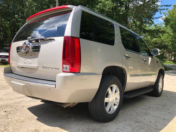 2009 Cadillac Escalade, Only 104K Miles, Navigation, Roof, Very for sale in New Gloucester, ME – photo 5