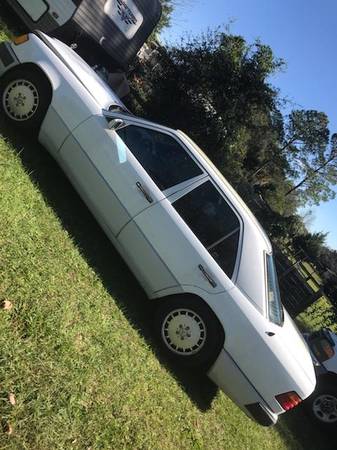 Mercedes Benz 300D 1993 - cars & trucks - by owner - vehicle... for sale in Ocala, FL – photo 2