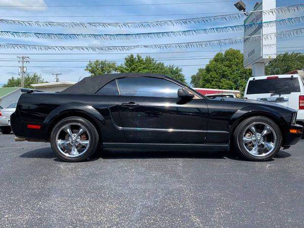 2006 Ford Mustang V6 Deluxe 2dr Convertible for sale in Kokomo, IN – photo 12