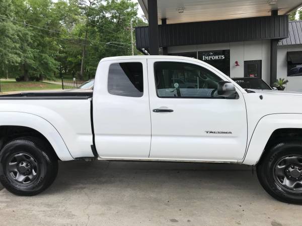 2009 Toyota Tacoma Pre Runner EXTRA Clean - - by for sale in Tallahassee, FL – photo 8