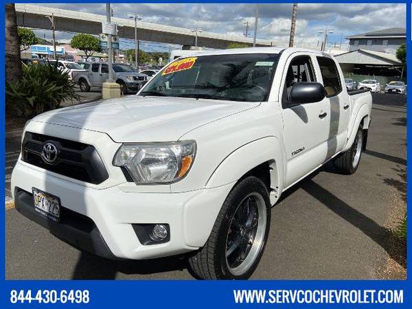 2015 Toyota Tacoma - *ABSOLUTELY CLEAN CAR* - cars & trucks - by... for sale in Waipahu, HI – photo 10