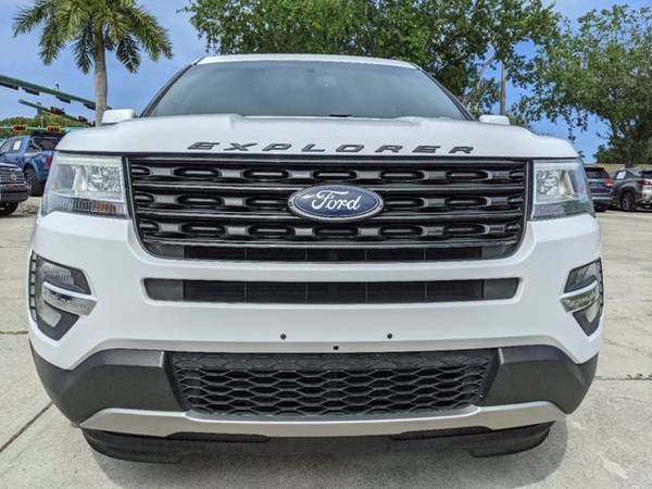 2017 Ford Explorer Oxford White Unbelievable Value! - cars & for sale in Naples, FL – photo 8