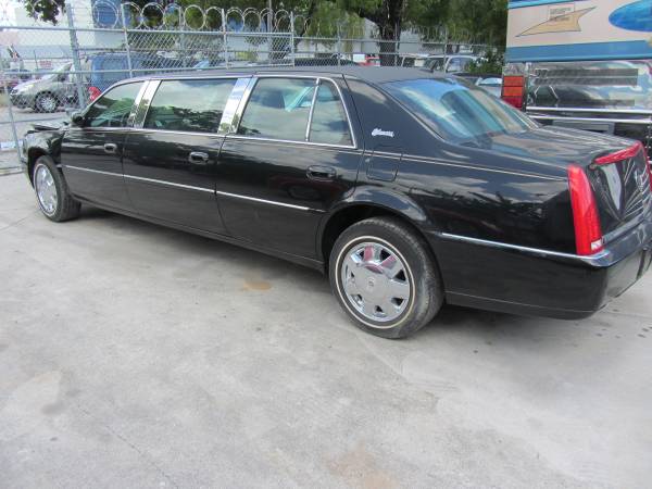 2011 cadilac DTS 12Kmile superior coach 6 door limo funeral car... for sale in Hollywood, LA – photo 10