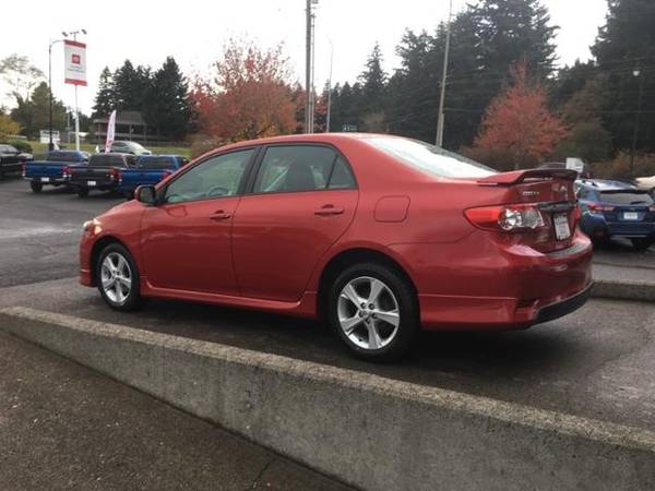 2013 Toyota Corolla 4dr Sdn Auto S Sedan - cars & trucks - by dealer... for sale in Vancouver, OR – photo 4