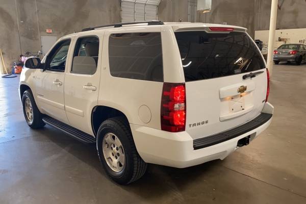 2007 Chevy Tahoe, 5 3L V8, cold ac, clean title - - by for sale in Glendale, AZ – photo 4
