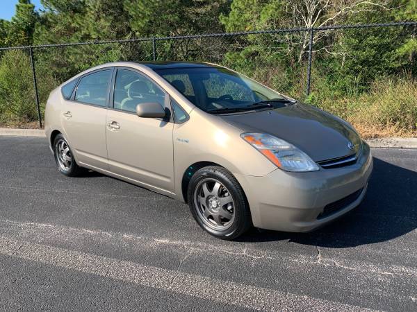 2007 Toyota Prius Hybrid Touring JBL Bluetooth Camera - cars &... for sale in Lutz, FL – photo 2