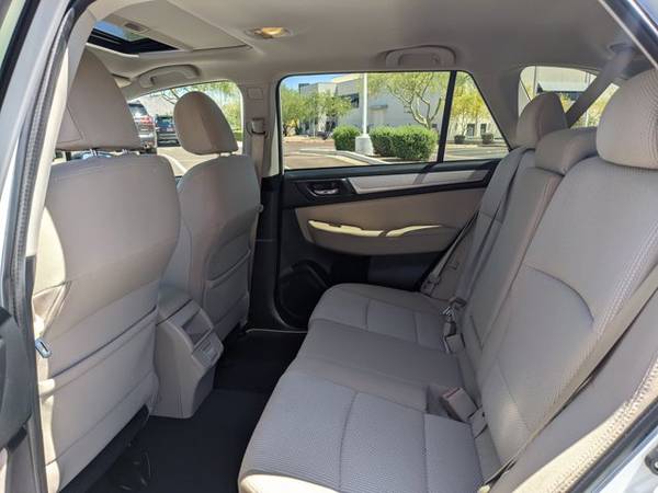 2018 Subaru Outback Premium AWD All Wheel Drive SKU: J3213472 - cars for sale in Scottsdale, AZ – photo 21