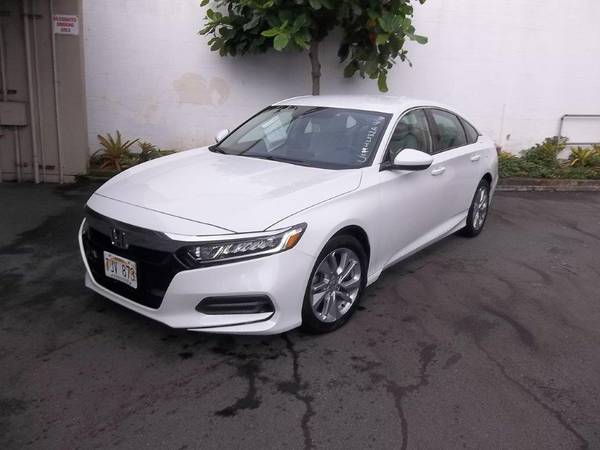 Clean/Just Serviced And Detailed/2018 Honda Accord Sedan/On for sale in Kailua, HI – photo 3