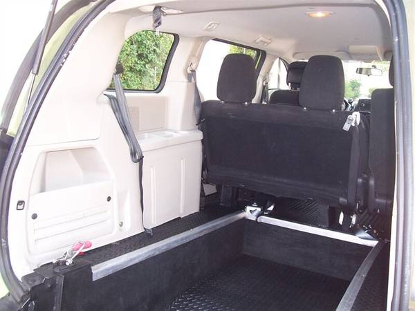 2014 Dodge Grand Caravan SE Wheelchair Handicap Mobility Van - cars... for sale in phoenix, NM – photo 10