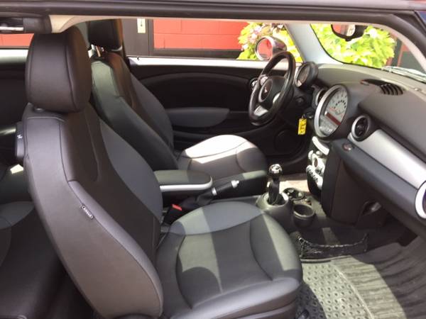 2009 MINI Clubman Base - cars & trucks - by dealer - vehicle... for sale in St Louis Park, MN – photo 20