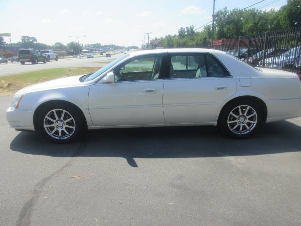 2008 CADILLAC DTS LUXURY SPORT EDTION PEARL WHITE ON TAN 84k for sale in Little Rock, AR – photo 7