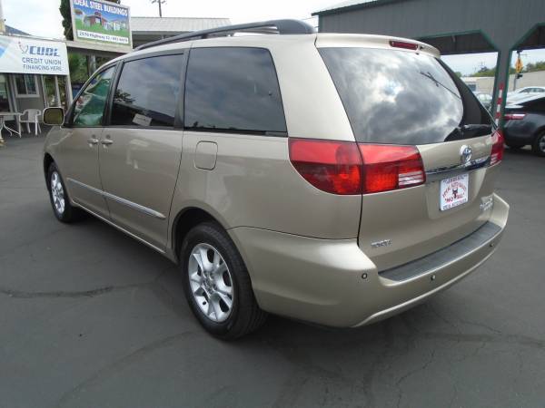 2005 TOYOTA SIENNA XLE for sale in Chico, CA – photo 4