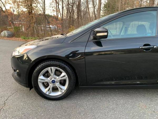 2014 Ford Focus Se - Automatic - 62K Low Miles - We Finance ! - cars... for sale in Tyngsboro, MA – photo 17