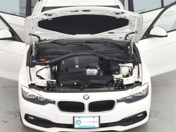 2016 BMW 3 Series 320i Sedan 4D sedan White - FINANCE ONLINE for sale in Springfield, MA – photo 4
