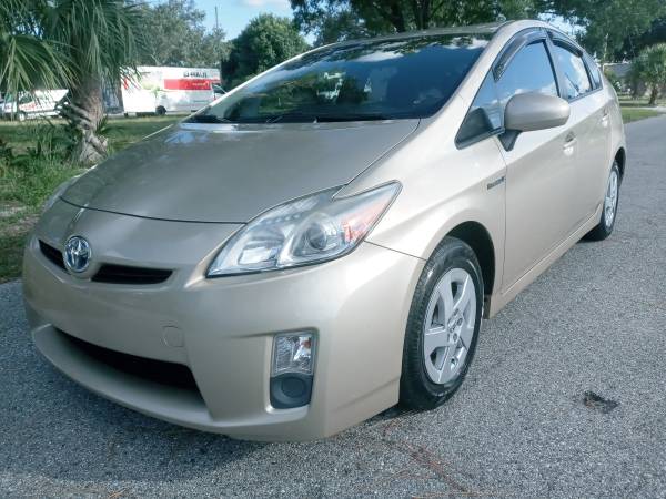 2011 Toyota Prius Hybrid lll - cars & trucks - by dealer - vehicle... for sale in Clearwater, FL – photo 3