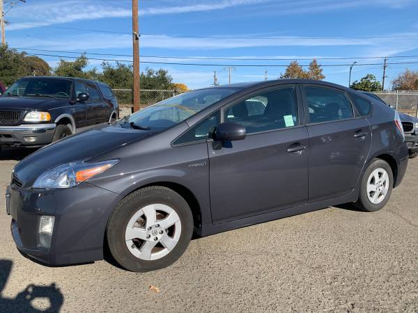 2010 Toyota Prius V 4dr HB Hybrid 2 years extended WARRANTY - cars &... for sale in San Mateo, CA – photo 8