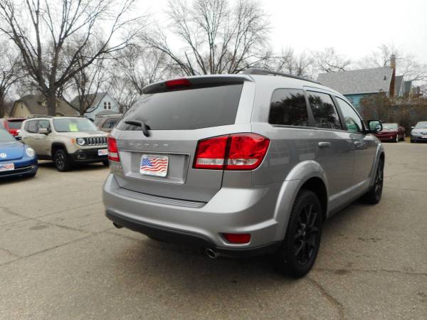 ★★★ 2018 Dodge Journey SXT / All-Wheel Drive / ONLY 41k Miles! ★★★ -... for sale in Grand Forks, MN – photo 6