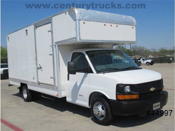 2014 Chevrolet 4500 Cube Van White Big Savings GREAT PRICE! - cars for sale in Grand Prairie, TX – photo 13