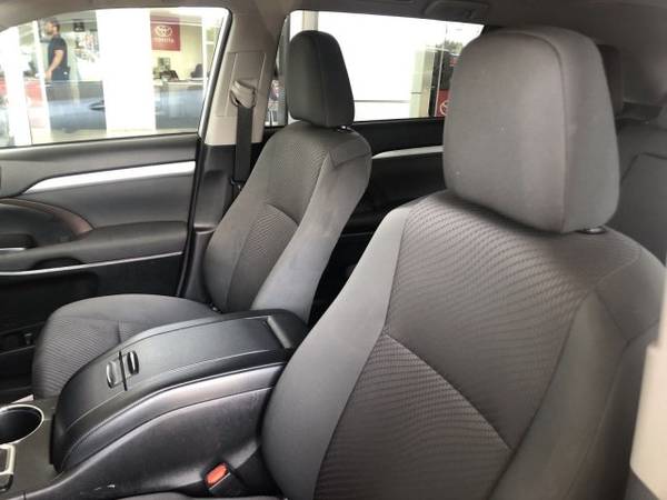 2018 Toyota Highlander Le for sale in Somerset, KY – photo 23