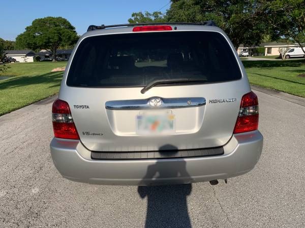 2006 Toyota Highlander AWD Excellent Condition - - by for sale in Clearwater, FL – photo 7