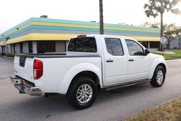 2015 Nissan Frontier SV 4x2 4dr Crew Cab 5 ft SB Pickup 5A 999 for sale in Davie, FL – photo 12