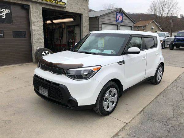 2014 Kia Soul Base 4dr Wagon 6M EVERYONE IS APPROVED! for sale in Vandergrift, PA – photo 3