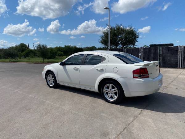 2010 Dodge Avenger - cars & trucks - by dealer - vehicle automotive... for sale in Brownsville, TX – photo 4